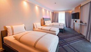 Family Quadruple Room | Soundproofing, free WiFi