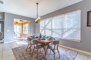 獨棟房屋 (152 Watersong) | 外觀