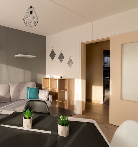☆Les Violettes☆ | Spacious, fully-equipped apartment