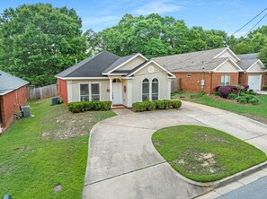 Exterior - Southern Comfort Your Home Away From Home (Mobile)