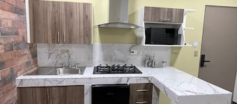 * VILLA LAS FLORES *