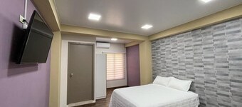 * VILLA LAS FLORES *