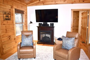 Smart TV - Cabin 15 miles from Red River Gorge (Stanton)