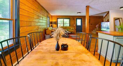 4 Acre Oasis: Heated Pool, Hot Tub & Gameroom