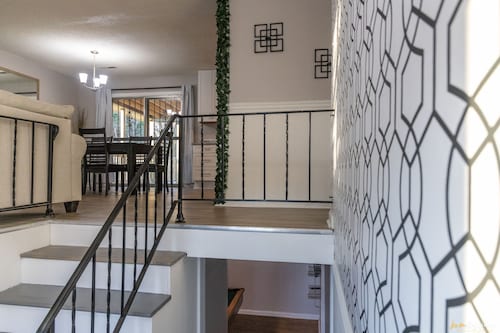 The' Ultimate Getaway Spot ' only minutes away from the lake