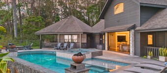 Tropical Estate Retreat. Pool, Hot Tub, Ocean views, starry nights