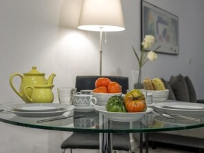 Dining - Studio with charm at the historic center. WIFI/AC (Sevilla)