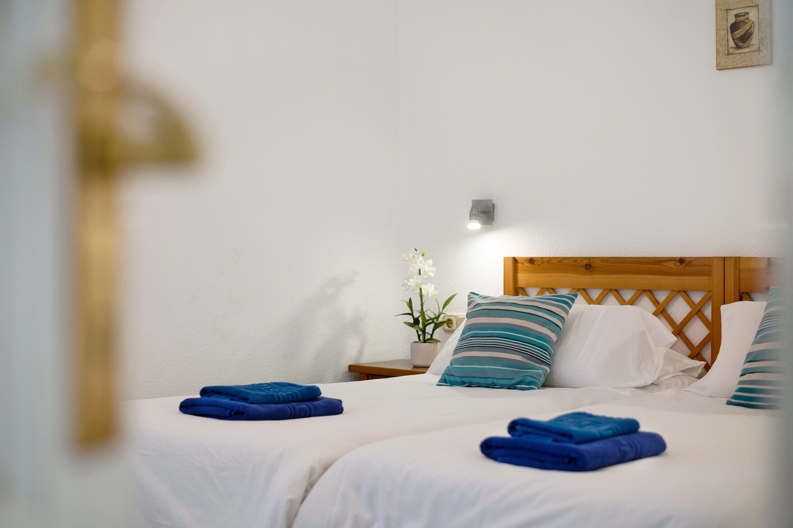 1 dormitori, planxa i posts de planxar, wifi gratuïta i roba de llit 