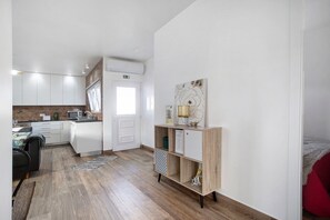 3 habitaciones, tabla de planchar con plancha y wifi gratis 