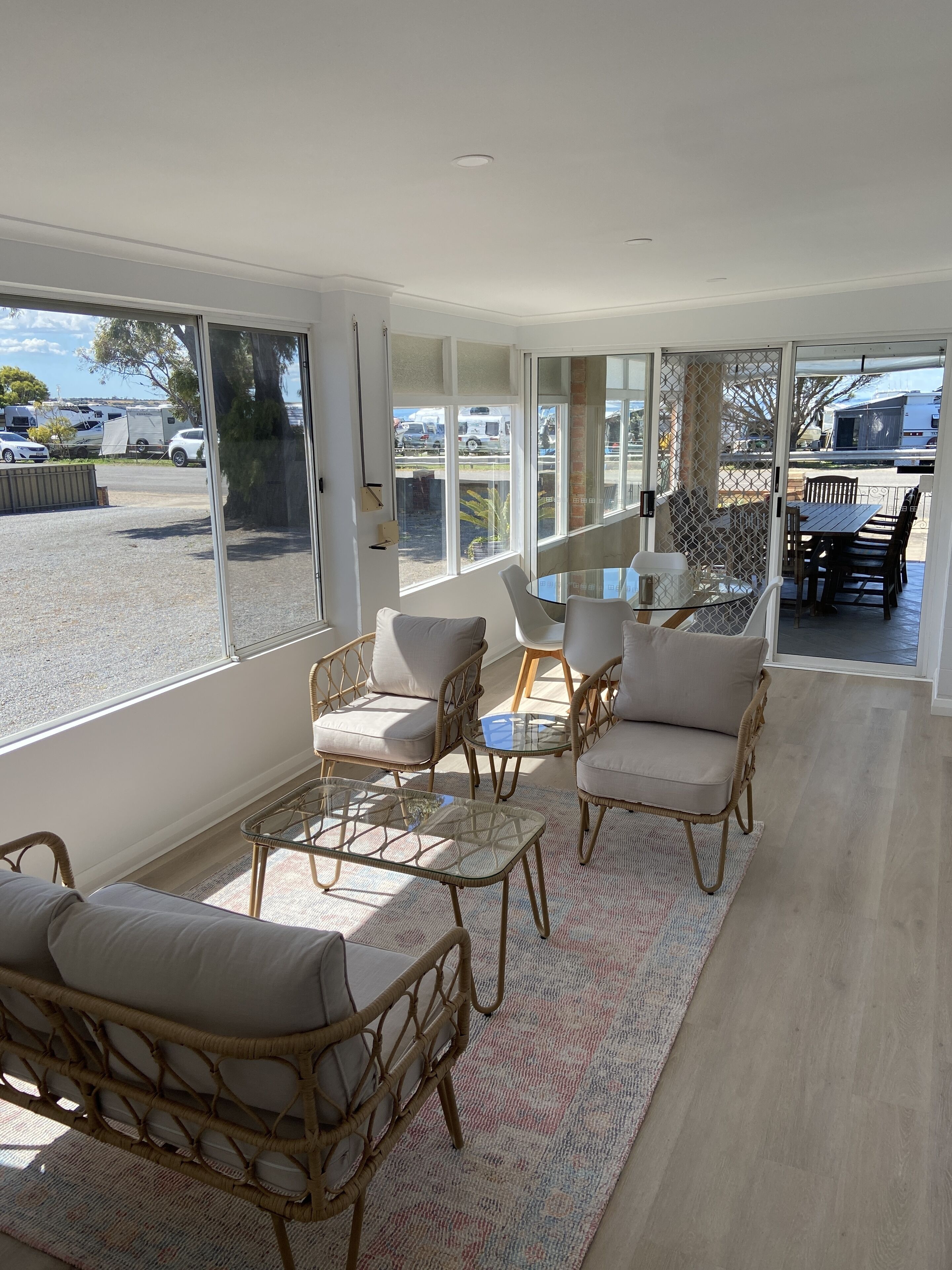 Sun room 