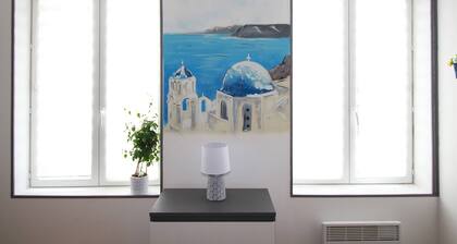 Santorini - Appartement avec décoration soignée au coeur de la FÚre