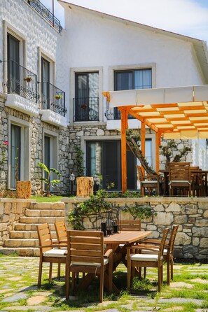 Dagelijks ontbijt met lokale gerechten inbegrepen