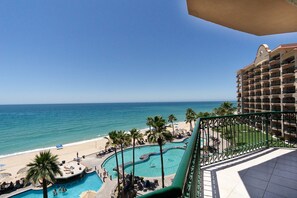 A heated pool - Sonoran Sea E-508 Good Times At Sea Spacious Oceanfront (Puerto Peñasco)