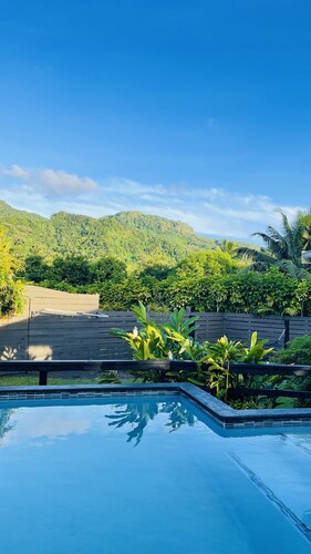 Inave Oasis Studio Unit “ A Private and Relaxing place to stay 