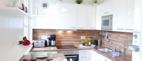Fridge, microwave, oven, dishwasher