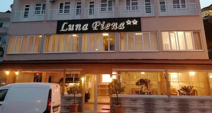 LUNA PIENA BEACH HOTEL