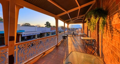Commercial Travellers House