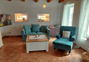 Téléviseur connecté, lecteur de DVD, chaîne audio