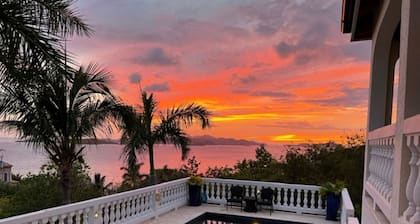 Sea Palms 3 bed 3 1/2 bath. Private pool. 5 min. to Cruz Bay. Sunset views!!!