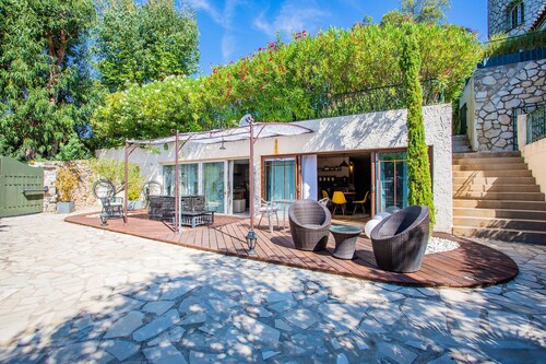 VILLA JUSTINE VI4239 By Riviera Holiday Homes