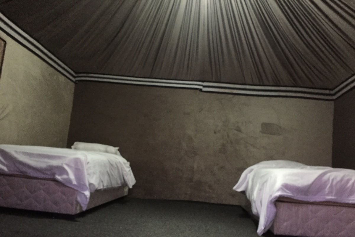 Basic Room, 3 Bedrooms, Non Smoking | Wi-fi percuma, dilengkapkan perabot secara berasingan 