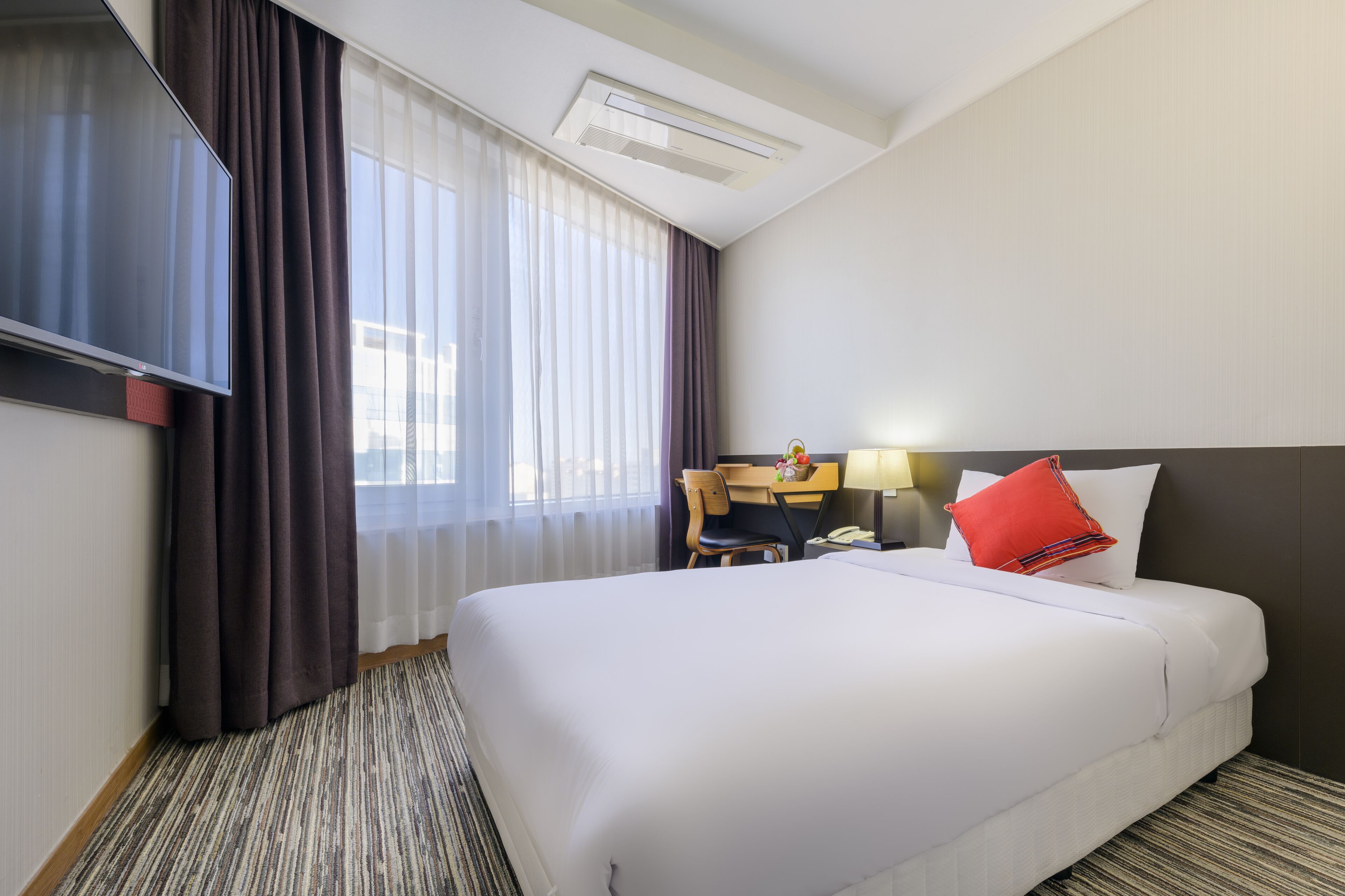 Shinshin Hotel World Cup Reviews, Deals & Photos 2026 - Expedia.com