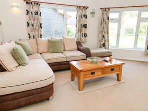 Ferienhaus | Wohnbereich | Fernseher