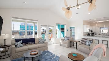 Téléviseur connecté, jeux vidéo, table de baby-foot, livres