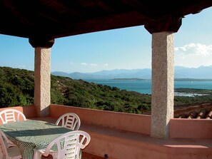 Comfort Apartment | Terrace/patio - Villette Coda Cavallo (San Teodoro)