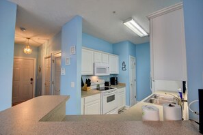 Condo, 3 Bedrooms | Private kitchen | Fridge, oven, coffee/tea maker, toaster - 5001 Harvest Drive #103 3 Bedroom Condo by Redawning (Myrtle Beach)