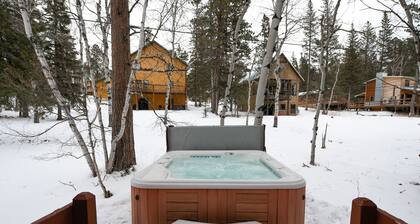 3-Level Spacious Cabin w/ Pool Table, Foosball, Close to Terry Peak & Skiing