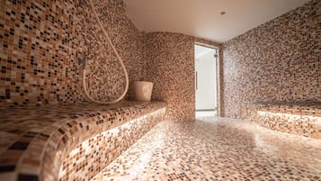 Bastu, ångbastu, turkiskt bad/hamam och kroppsbehandlingar