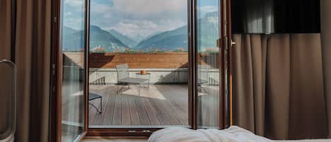 Junior Double or Twin Room, Balcony, Mountain View