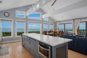 Interior - Duck Oceanfront, Amazing Views, Pool, Hot Tub, Pet Friendly, Resort Neighborhood (Duck)