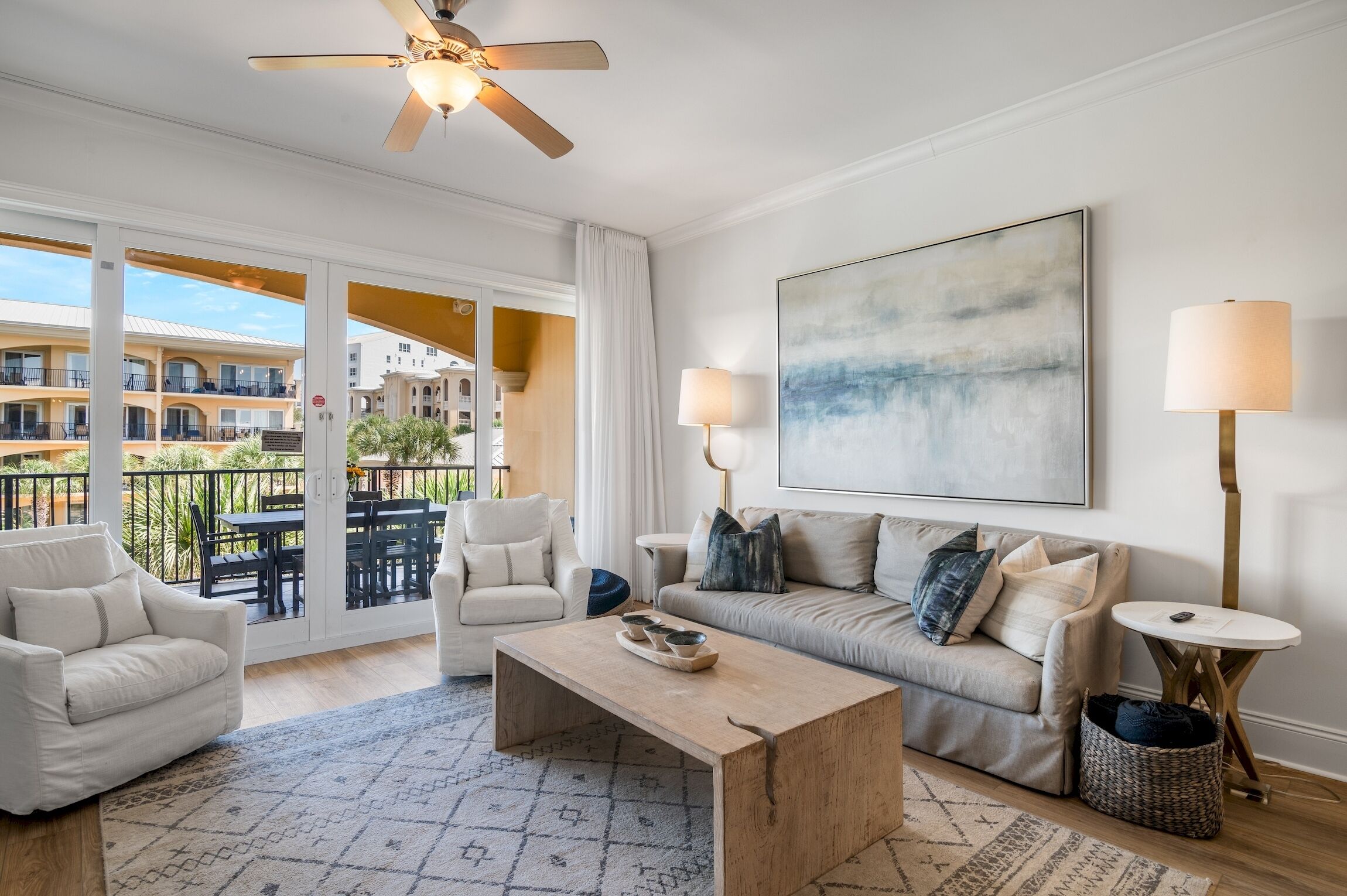 Adagio G304 pool front, ICE MAKER, bonus bunk room, ALL NEW LUXURY FLOORING!!