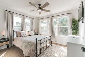 5 habitaciones, cuna de viaje, wifi gratis y ropa de cama 