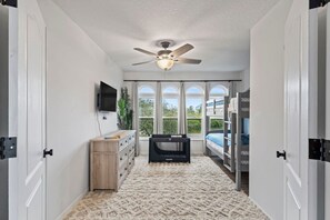 5 bedrooms, travel cot, free WiFi, bed sheets