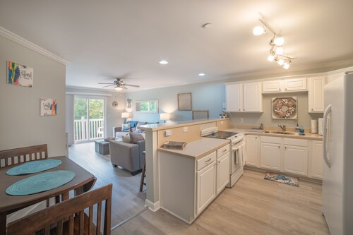 BEACH PLEASE │ 2BR/2BA w/ 2 K in the heart of OKI!