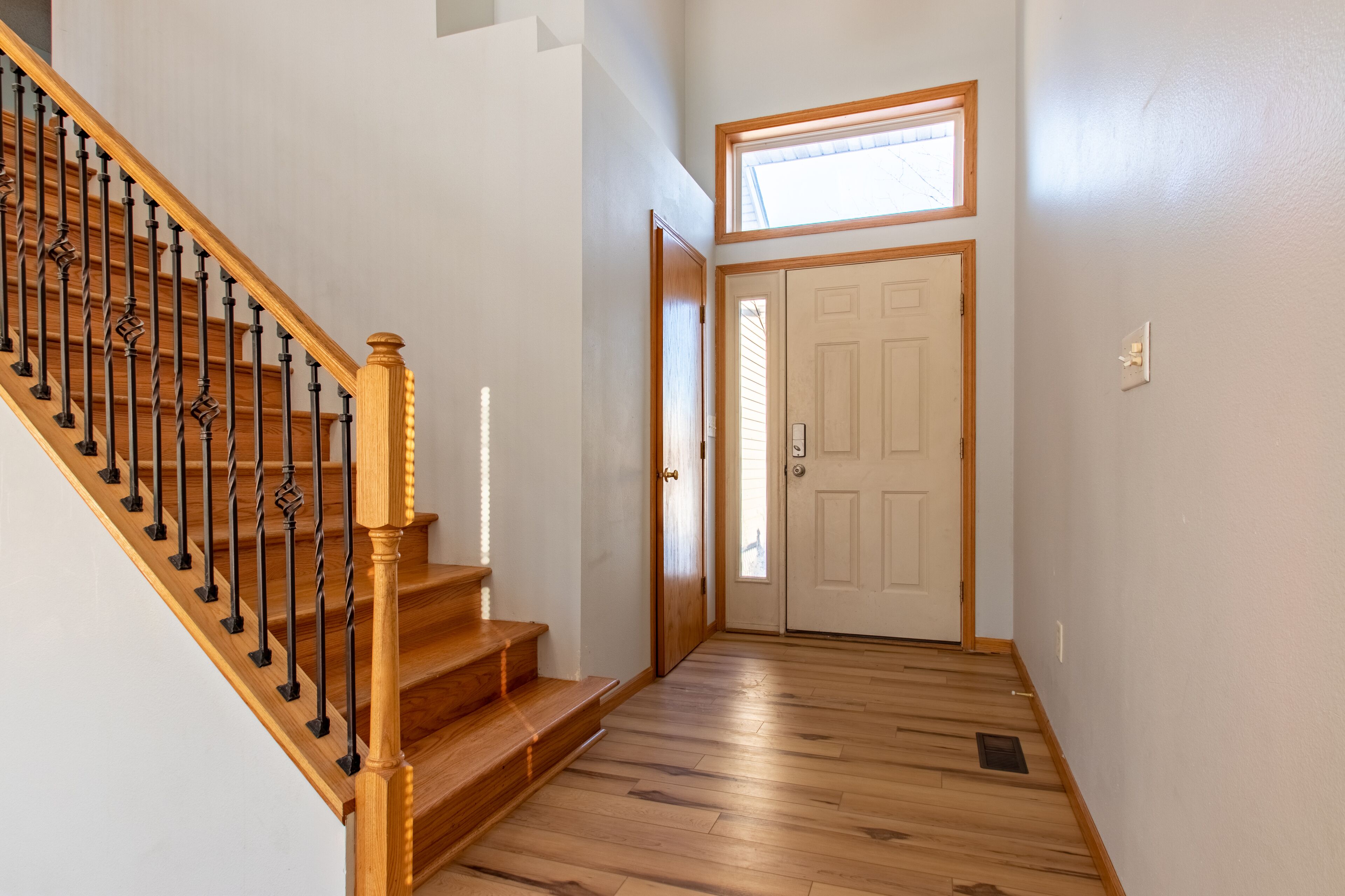Remodeled home close to Iowa City!