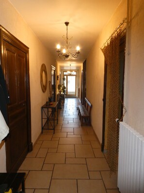 Interior - Charming house with swimming pool (Rochepaule)