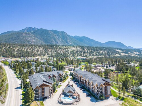 The Sable Bright Side | Pool | Hot Tub | Top Floor