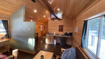 Deluxe Cabin | Bed sheets