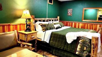 Basic Single Room | Bed sheets