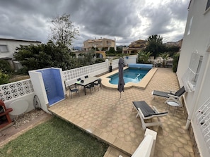 Opvarmet pool