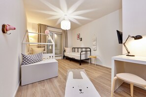 3 Schlafzimmer, Bügeleisen/Bügelbrett, Reisekinderbett, kostenloses WLAN