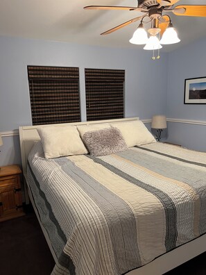 4 Schlafzimmer, Schreibtisch, Bügeleisen/Bügelbrett, kostenloses WLAN