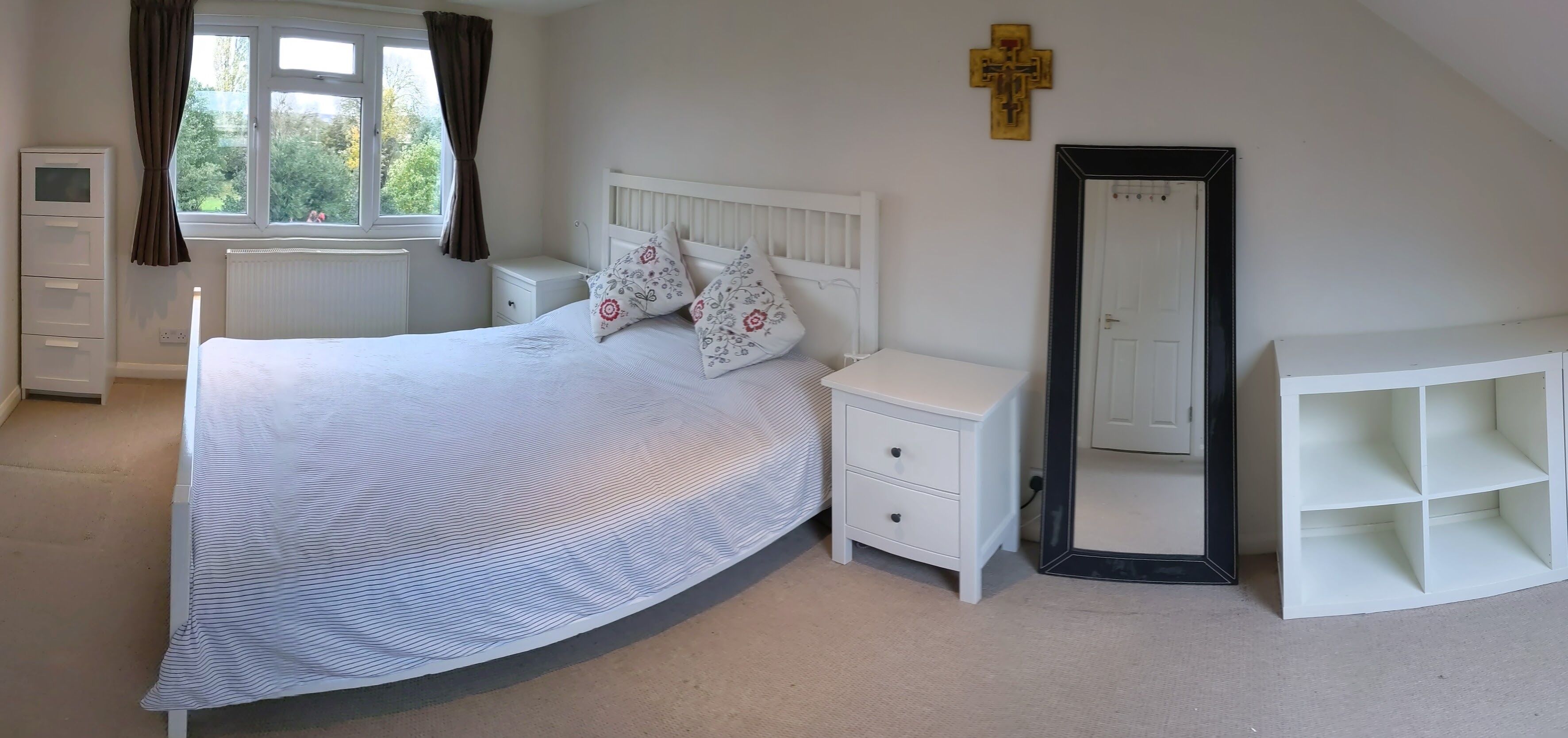 4 bedrooms, iron/ironing board, travel crib, WiFi