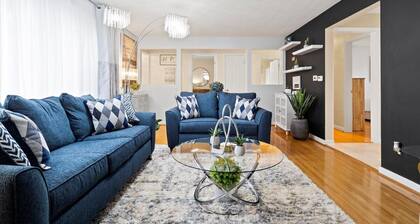 The Cozy House & Romantic Fireplace