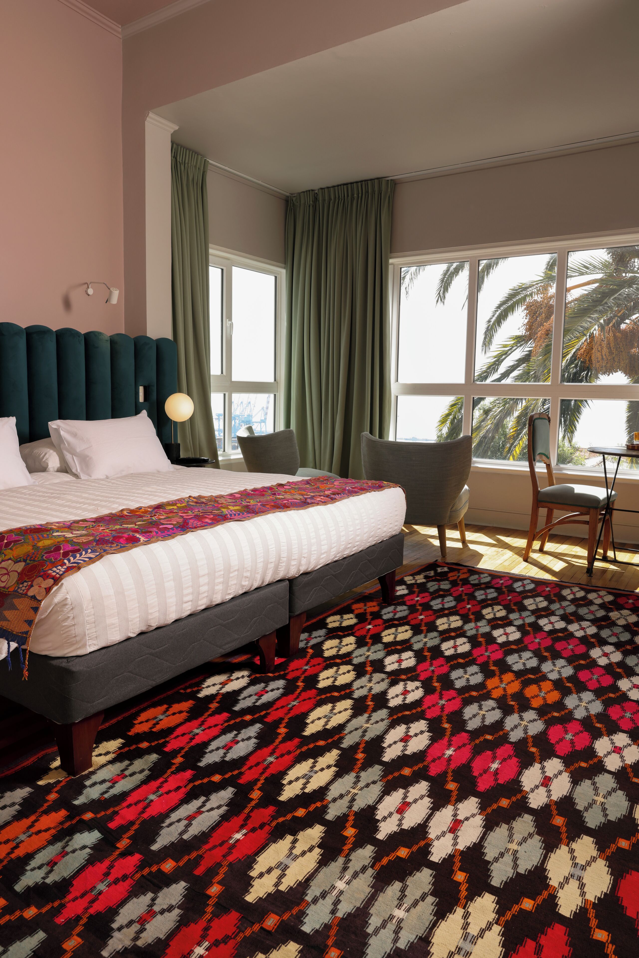 Camera Premier | Biancheria da letto di alta qualità, una cassaforte in camera