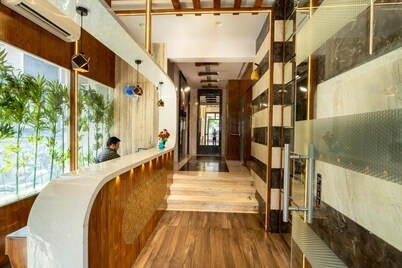 2 bedroom service apartment near Mumbai Airport